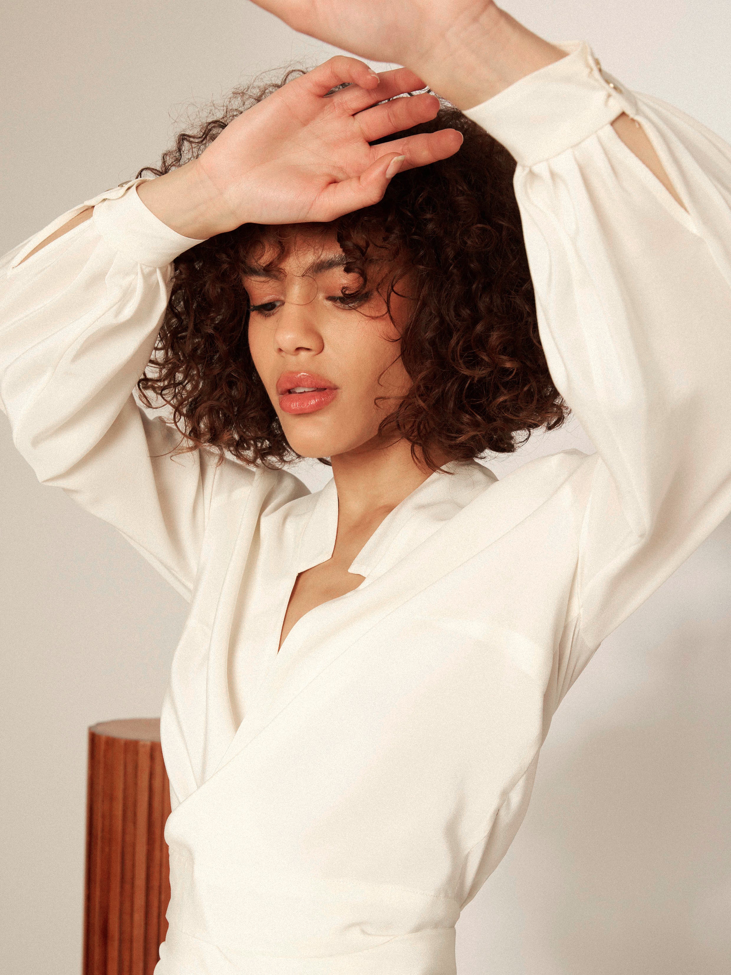 Blouse Dalem Tenues pour la mariée moderne The Wedding Explorer Blouse Dalem Tenues pour la mariée moderne The Wedding Explorer